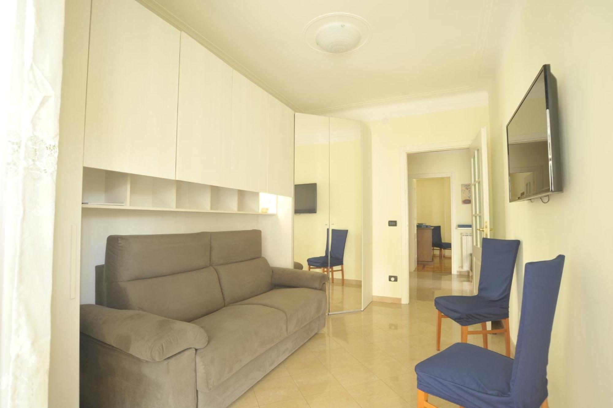 Casa Carina Centro Citta Con Garage Privato Apartment Sanremo Exterior photo